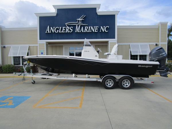 2017 Ranger 2510 Bay Ranger