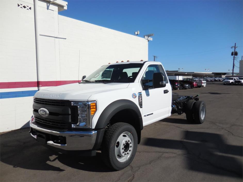 2017 Ford F550 Xl Sd  Cab Chassis