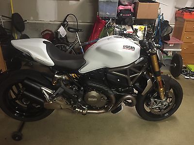 2014 Ducati Monster  Monster 1200s