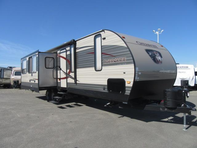 Forest River Cherokee 304R Rear Living/ Island Kitche