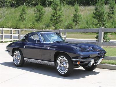 1963 Chevrolet Corvette -- 1963 Chevrolet Corvette - Daytona Blue - Split Window