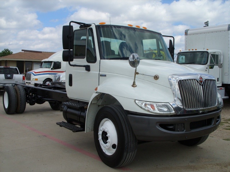 2008 International 4300 SBA