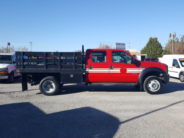 2006 Ford F-550  Flatbed Truck