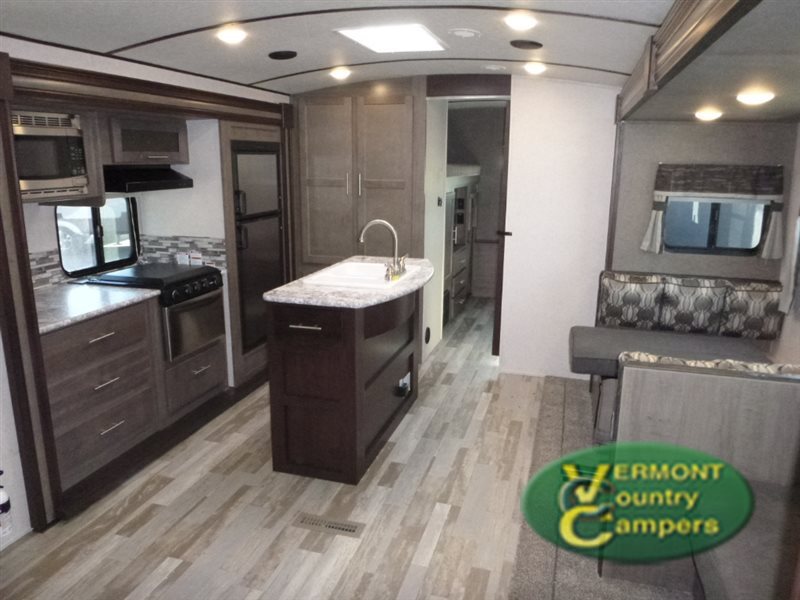 2017 Forest River Rv Surveyor 322BHLE