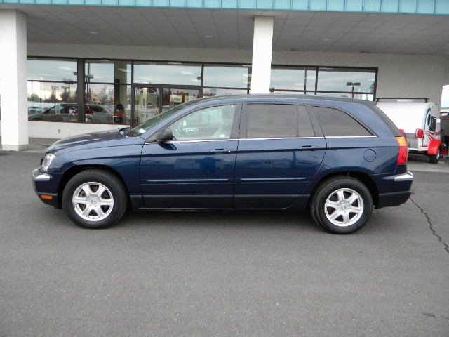 2005 Chrysler Pacifica Touring AWD