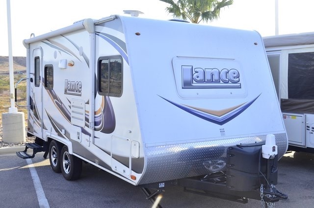 Lance 1685 Lance RV Trailer