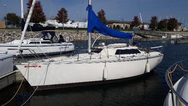 1986 Jeanneau Fantasia 27