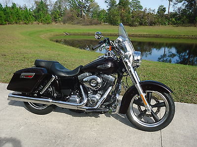 2014 Harley-Davidson Dyna  2014 Harley Dyna Switchback only 4K careful miles..LOOK!!