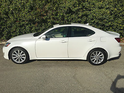 2009 Lexus IS Base Sedan 4-Door PEARL WHITE 1-OWNER ALWAYS SOUTHERN CALIFORNIA! DING DENT + CORROSION FREE