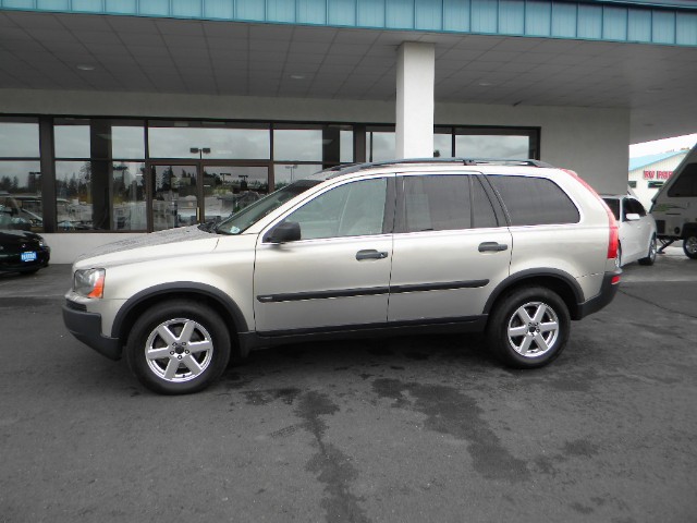 2003 Volvo XC90 2.5T AWD