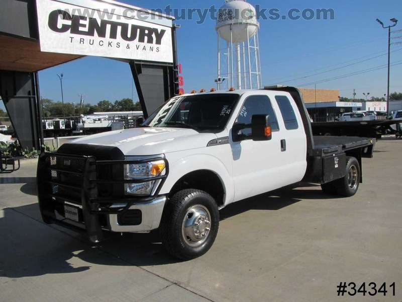 2015 Ford F350 4x4 Drw  Flatbed Truck