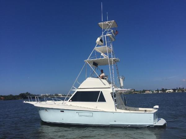 1967 Hatteras 34 Sport Fisherman - Fully restored