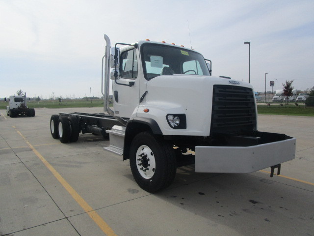 2017 Freightliner 108 Sd  Cab Chassis