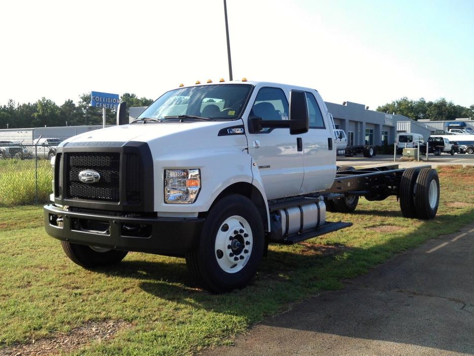 2017 Ford F650  Cab Chassis