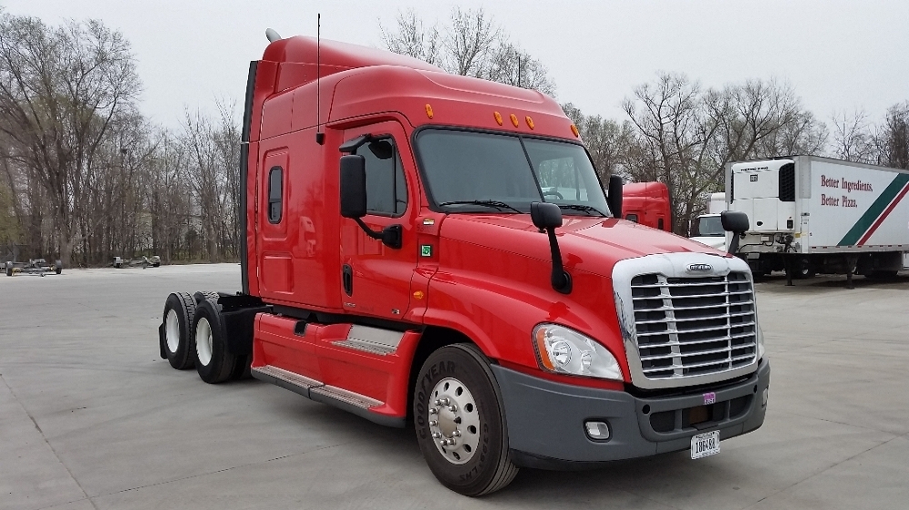 2012 Freightliner Cascadia  Conventional - Sleeper Truck