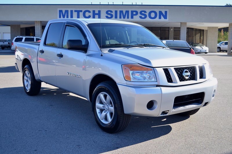 2008 NISSAN TITAN CREW CAB 2WD FULLY LOADED PERFECT CARFAX