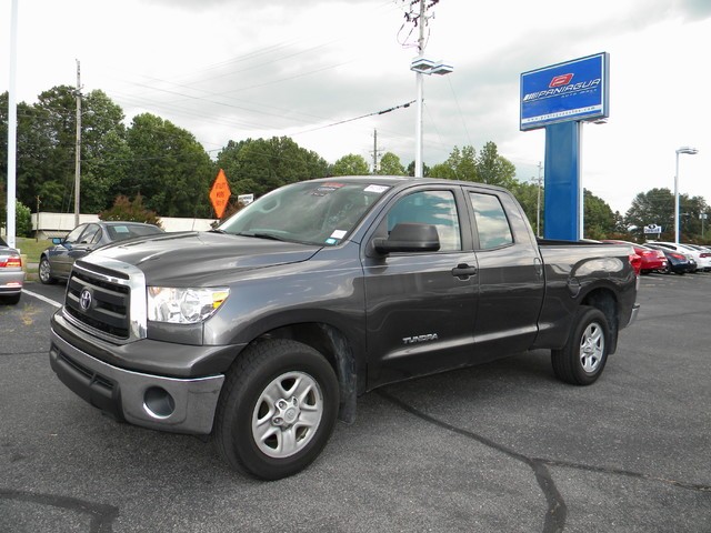 2013 Toyota Tundra 2WD Truck Double Cab 4.0L V6 5-Spd AT (Natl)