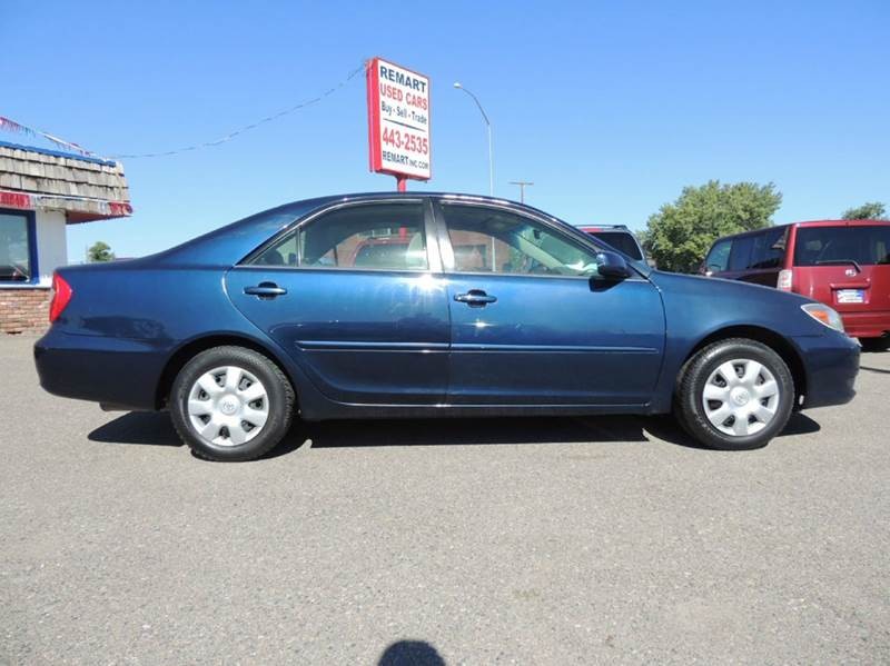 2003 Toyota Camry LE 4dr Sedan