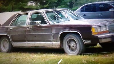 1989 Ford Crown Victoria LTD LX 1989 ford crown Victoria Lx LTD 5.0