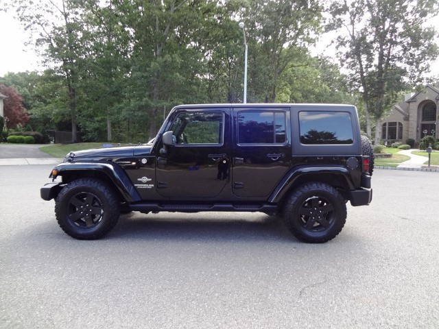 2014 Jeep Wrangler Unlimited 4WD 4dr Freedom Edition *Ltd Avail*