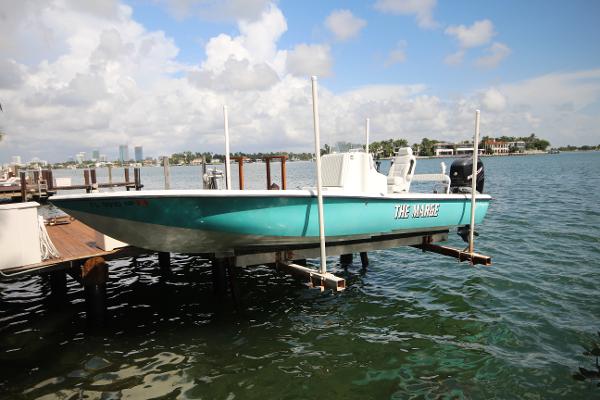 2008 Yellowfin 24 Bay