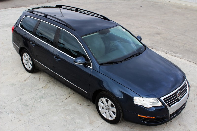 2007 Volkswagen Passat Wagon Turbo - Like New! Florida Car!