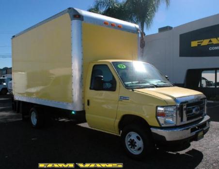 2009 Ford E-350 Cutaway Box Truck