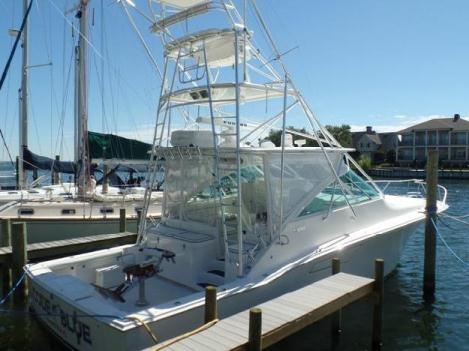2003 Cabo Yachts (Outstanding Condition!!)
