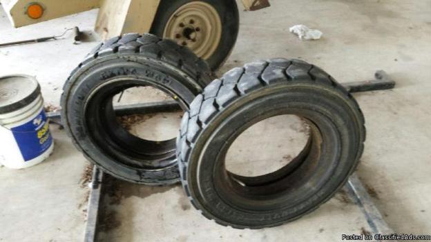 tow motor tires