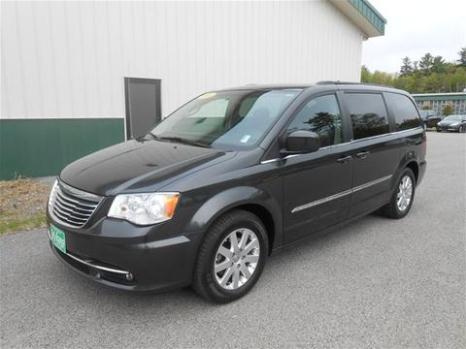 2011 Chrysler Town & Country Touring-L Kennebunkport, ME