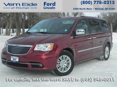 2011 Chrysler Town & Country Limited Mitchell, SD