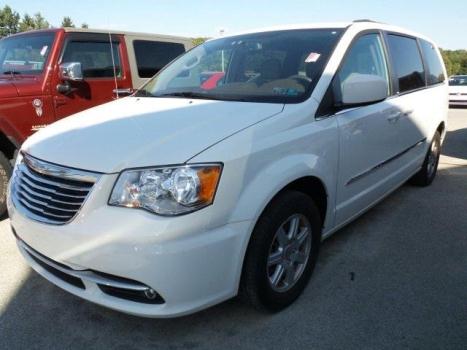 2012 Chrysler Town & Country Touring Downingtown, PA