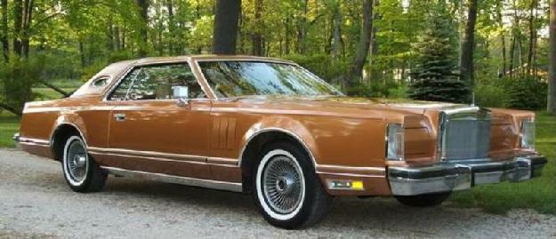 1977 Lincoln Mark V for: $8400