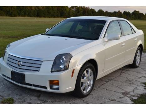 Cadillac : CTS 4dr Sdn 2007 cadillac cts 1 owner only 16 k miles sunroof leather absolutely amazing