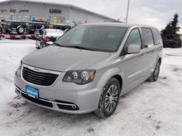 New 2014 Chrysler Town and Country S