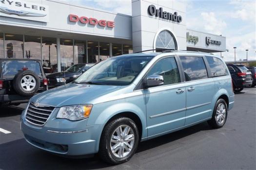 2008 Chrysler Town & Country Limited Orlando, FL