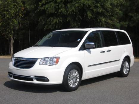 2012 Chrysler Town & Country Limited Acworth, GA