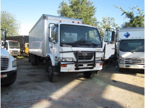 2006 UD TRUCKS 3300