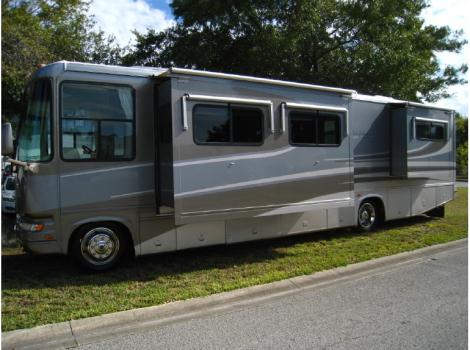 2004 Gulf Stream SUN VOYAGER 8378