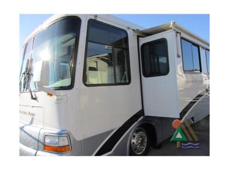 1999 Newmar Mountain Aire 4059