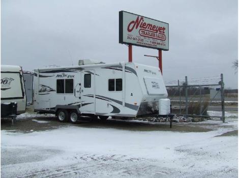 2011 Northwood Arctic Fox 22H