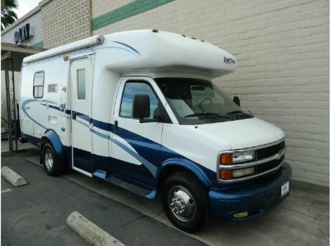 2002 Dynamax Starflyte