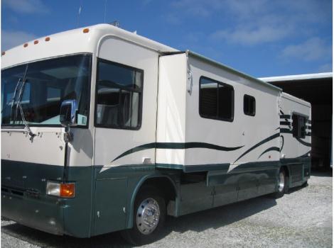 1998 Country Coach 36'