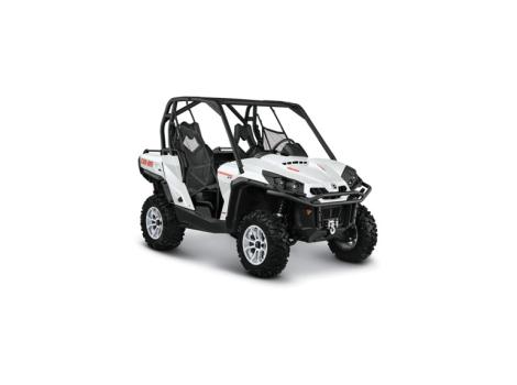 2015 Can-Am Commander XT 800R with rear open differe
