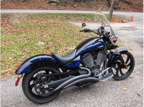 2006 Victory VEGAS 8-BALL- Check out our LOW Pri