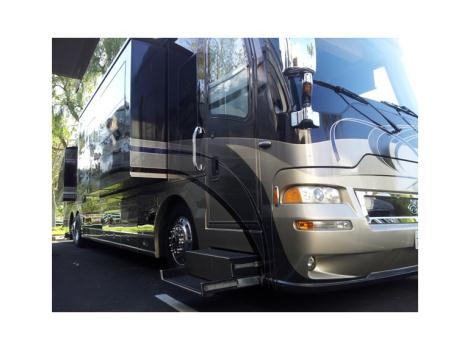 2005 Country Coach Affinity Alexander Valley Quad Slide Die