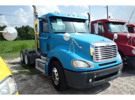2009 FREIGHTLINER CL12064ST-COLUMBIA 120