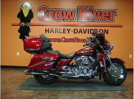 2005 Harley-Davidson FLHTCSE2 Screamin' Eagle Electra Glide  2