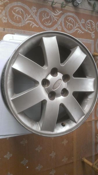 factory wheel 06 ford freestyle 3 available, 1
