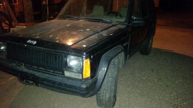 Two 96 jeep cherokee sports for sale. Price is for both., 3